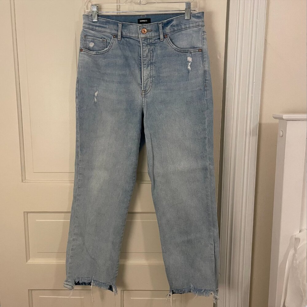 Express Super High Rise Straight Jeans Light Wash Distressed Raw Hem Size 10